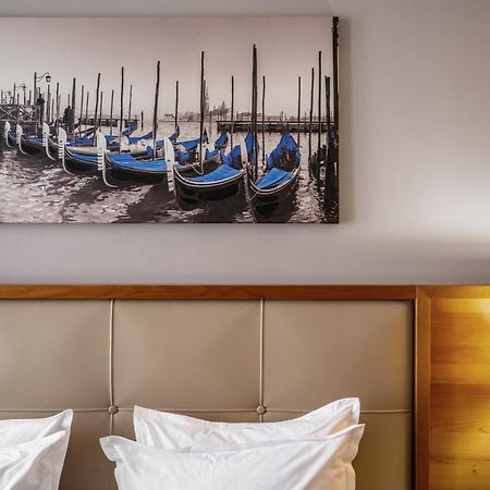 Cityhotel Киев Стая снимка